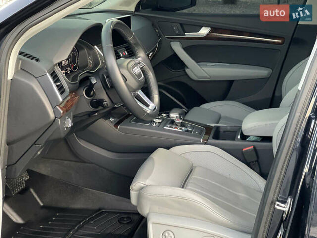 Синий Ауди Ку 5, объемом двигателя 1.98 л и пробегом 210 тыс. км за 23650 $, фото 19 на Automoto.ua