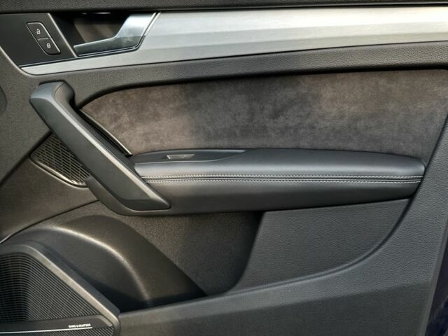 Синій Ауді Ку 5, об'ємом двигуна 3 л та пробігом 120 тис. км за 28600 $, фото 23 на Automoto.ua