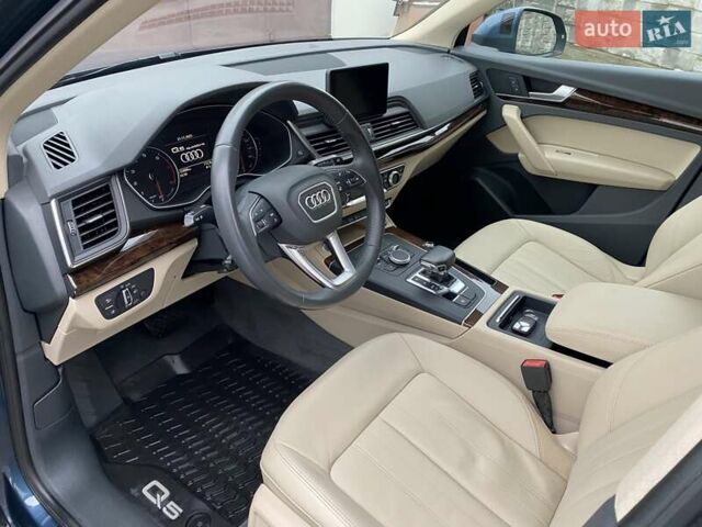 Синий Ауди Ку 5, объемом двигателя 1.98 л и пробегом 136 тыс. км за 22700 $, фото 19 на Automoto.ua