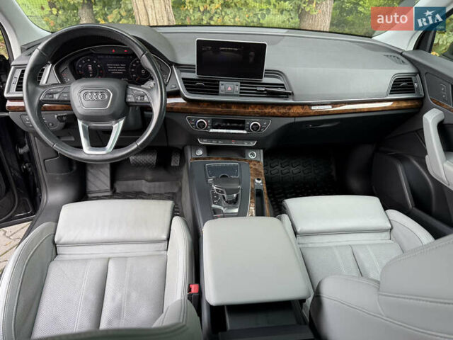 Синий Ауди Ку 5, объемом двигателя 2 л и пробегом 126 тыс. км за 25500 $, фото 21 на Automoto.ua