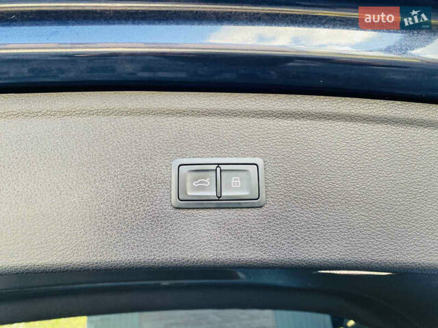 Синий Ауди Ку 5, объемом двигателя 2 л и пробегом 163 тыс. км за 24800 $, фото 5 на Automoto.ua