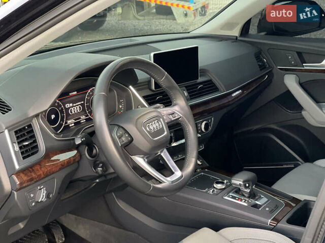 Синий Ауди Ку 5, объемом двигателя 1.98 л и пробегом 210 тыс. км за 23650 $, фото 4 на Automoto.ua