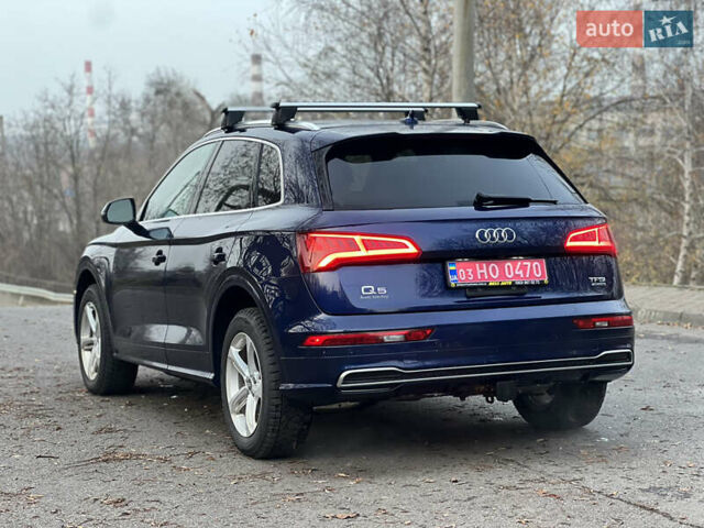 Синій Ауді Ку 5, об'ємом двигуна 2 л та пробігом 167 тис. км за 23700 $, фото 4 на Automoto.ua