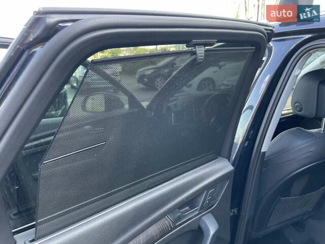 Синий Ауди Ку 5, объемом двигателя 2 л и пробегом 281 тыс. км за 21000 $, фото 6 на Automoto.ua