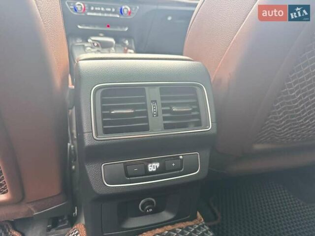 Синій Ауді Ку 5, об'ємом двигуна 2 л та пробігом 115 тис. км за 29790 $, фото 21 на Automoto.ua