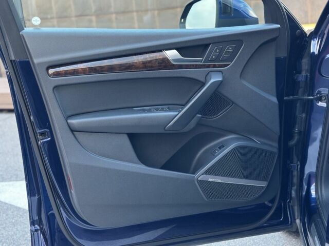 Синий Ауди Ку 5, объемом двигателя 2 л и пробегом 134 тыс. км за 25500 $, фото 16 на Automoto.ua