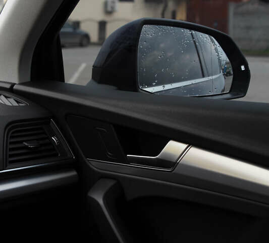 Синий Ауди Ку 5, объемом двигателя 1.97 л и пробегом 180 тыс. км за 28700 $, фото 13 на Automoto.ua