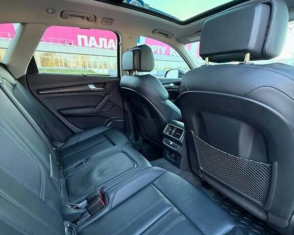 Синий Ауди Ку 5, объемом двигателя 1.98 л и пробегом 74 тыс. км за 23400 $, фото 19 на Automoto.ua