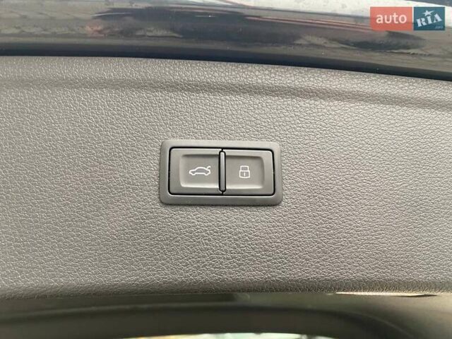 Синий Ауди Ку 5, объемом двигателя 1.98 л и пробегом 120 тыс. км за 22300 $, фото 30 на Automoto.ua