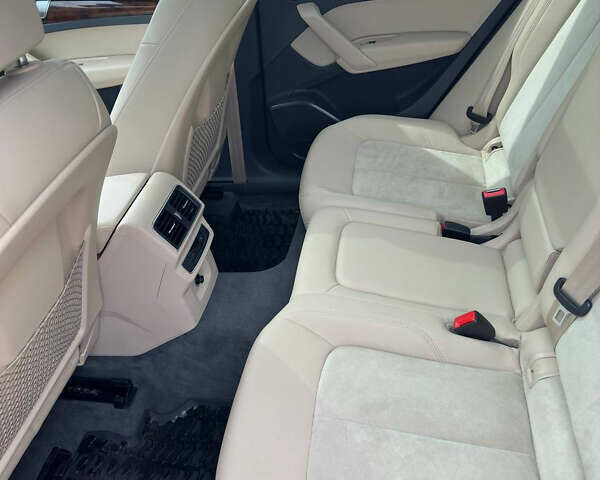 Синій Ауді Ку 5, об'ємом двигуна 1.98 л та пробігом 62 тис. км за 26500 $, фото 16 на Automoto.ua