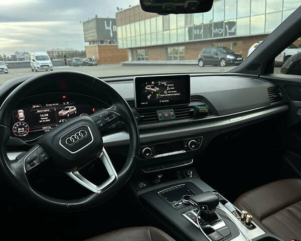 Ауді Ку 5 2017 у Києві на Automoto.ua Синій Ауді Ку 5, об'ємом двигуна 1.98 л та пробігом 123 тис. км за 30000 $, фото 11 на Automoto.ua