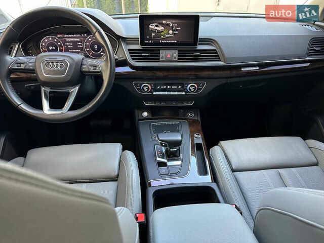 Ауді Ку 5 2017 у Чернівцях на Automoto.ua Синій Ауді Ку 5, об'ємом двигуна 1.98 л та пробігом 209 тис. км за 23800 $, фото 21 на Automoto.ua