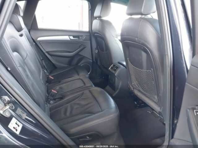 Синий Ауди Ку 5, объемом двигателя 2 л и пробегом 64 тыс. км за 2300 $, фото 7 на Automoto.ua