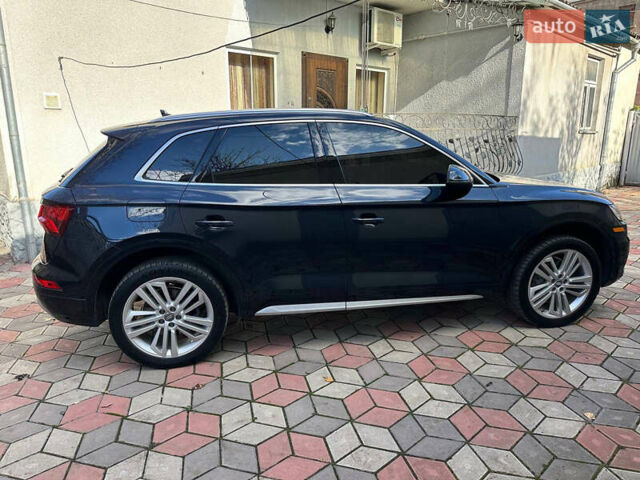 Ауді Ку 5 2017 у Чернівцях на Automoto.ua Синій Ауді Ку 5, об'ємом двигуна 1.98 л та пробігом 209 тис. км за 23800 $, фото 12 на Automoto.ua