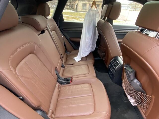 Синий Ауди Ку 5, объемом двигателя 2 л и пробегом 180 тыс. км за 23000 $, фото 10 на Automoto.ua