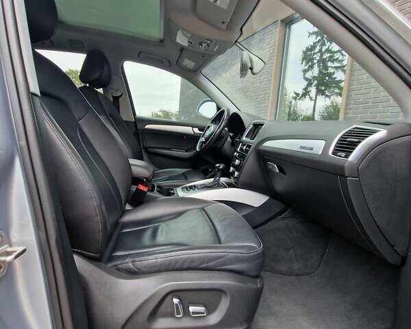 Синий Ауди Ку 5, объемом двигателя 1.98 л и пробегом 254 тыс. км за 16800 $, фото 15 на Automoto.ua