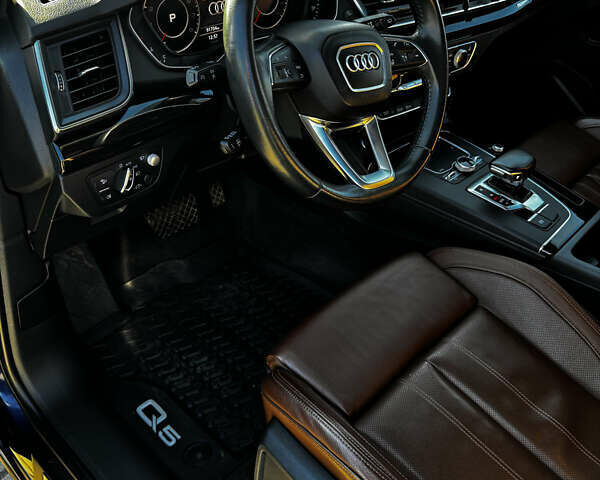 Синий Ауди Ку 5, объемом двигателя 1.98 л и пробегом 92 тыс. км за 32500 $, фото 29 на Automoto.ua