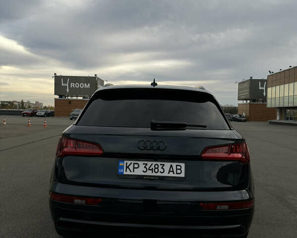 Ауді Ку 5 2017 у Києві на Automoto.ua Синій Ауді Ку 5, об'ємом двигуна 1.98 л та пробігом 123 тис. км за 30000 $, фото 6 на Automoto.ua