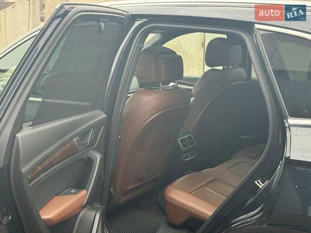 Синій Ауді Ку 5, об'ємом двигуна 2 л та пробігом 115 тис. км за 29790 $, фото 14 на Automoto.ua