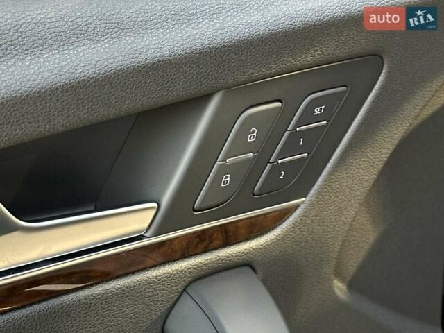 Синий Ауди Ку 5, объемом двигателя 1.98 л и пробегом 164 тыс. км за 25500 $, фото 30 на Automoto.ua