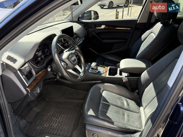 Синій Ауді Ку 5, об'ємом двигуна 1.98 л та пробігом 177 тис. км за 22500 $, фото 9 на Automoto.ua