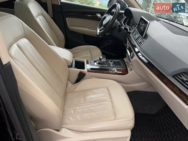 Синий Ауди Ку 5, объемом двигателя 1.98 л и пробегом 157 тыс. км за 25000 $, фото 14 на Automoto.ua