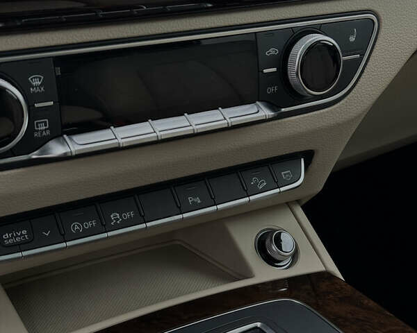 Синий Ауди Ку 5, объемом двигателя 1.98 л и пробегом 40 тыс. км за 24500 $, фото 17 на Automoto.ua