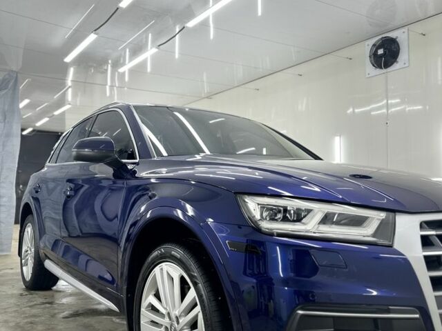 Синій Ауді Ку 5, об'ємом двигуна 0 л та пробігом 87 тис. км за 33800 $, фото 4 на Automoto.ua