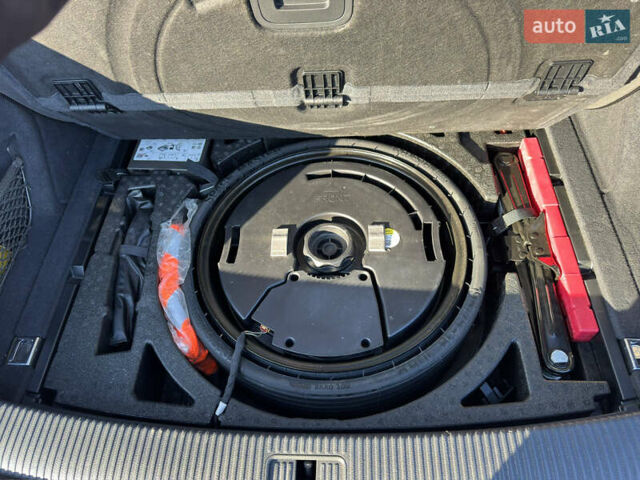 Синій Ауді Ку 5, об'ємом двигуна 1.98 л та пробігом 117 тис. км за 27000 $, фото 14 на Automoto.ua