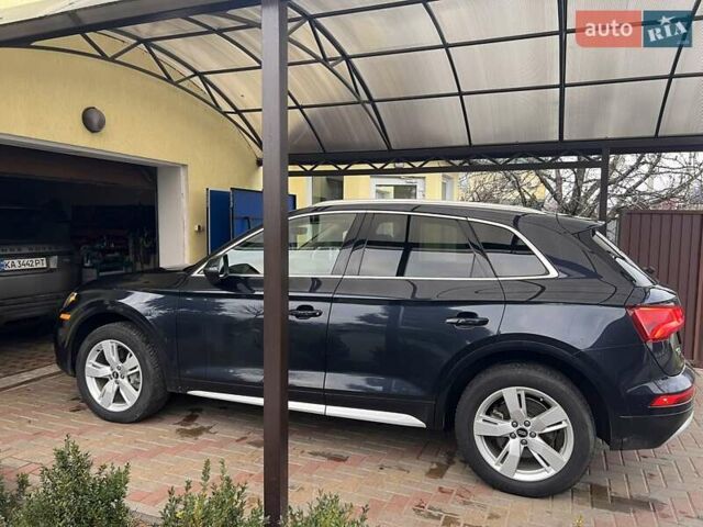 Синий Ауди Ку 5, объемом двигателя 1.98 л и пробегом 157 тыс. км за 25000 $, фото 4 на Automoto.ua