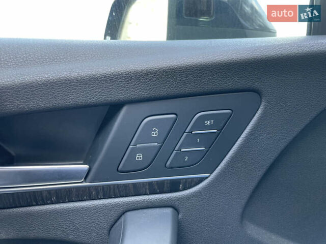 Синий Ауди Ку 5, объемом двигателя 2 л и пробегом 281 тыс. км за 21000 $, фото 12 на Automoto.ua