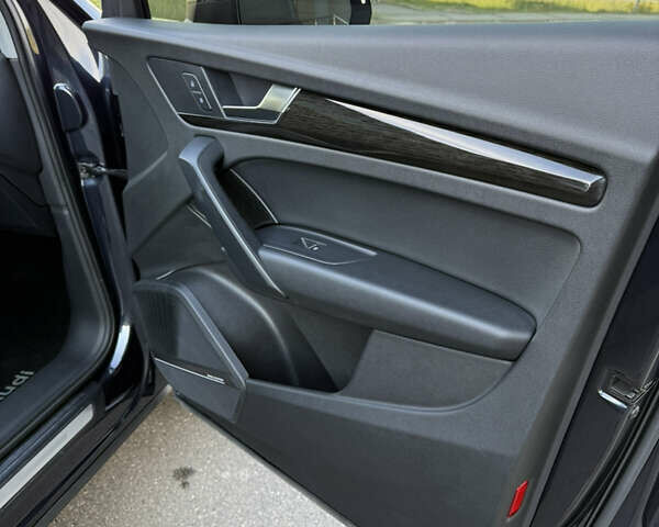 Ауди Ку 5 2017 в Кривом Роге на Automoto.ua Синий Ауди Ку 5, объемом двигателя 1.98 л и пробегом 130 тыс. км за 29800 $, фото 23 на Automoto.ua