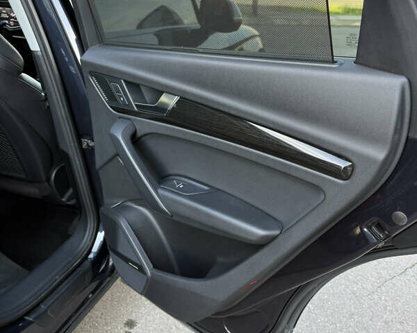 Ауди Ку 5 2017 в Кривом Роге на Automoto.ua Синий Ауди Ку 5, объемом двигателя 1.98 л и пробегом 130 тыс. км за 29800 $, фото 24 на Automoto.ua