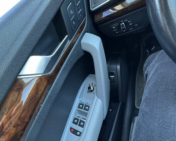 Синій Ауді Ку 5, об'ємом двигуна 1.98 л та пробігом 117 тис. км за 27000 $, фото 11 на Automoto.ua