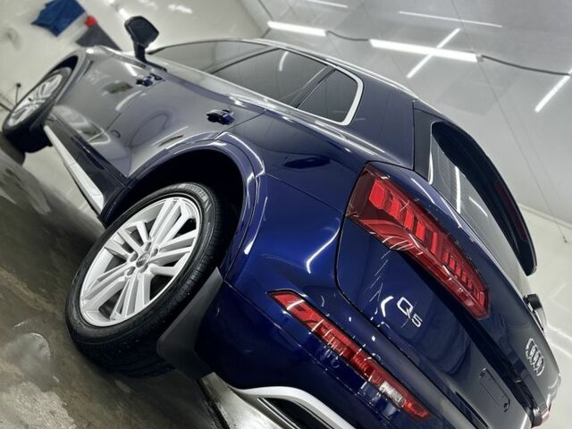 Синій Ауді Ку 5, об'ємом двигуна 0 л та пробігом 87 тис. км за 33800 $, фото 3 на Automoto.ua