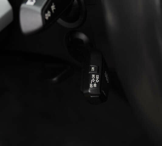 Синий Ауди Ку 5, объемом двигателя 1.97 л и пробегом 180 тыс. км за 28700 $, фото 25 на Automoto.ua