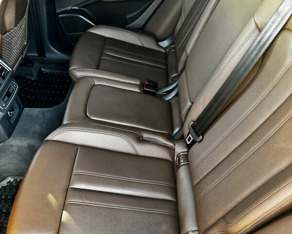 Синий Ауди Ку 5, объемом двигателя 1.98 л и пробегом 92 тыс. км за 32500 $, фото 35 на Automoto.ua