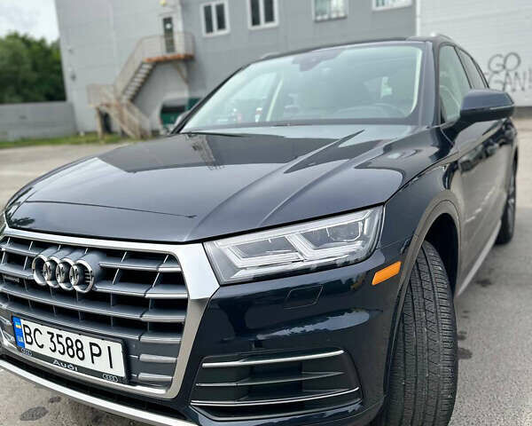 Синій Ауді Ку 5, об'ємом двигуна 1.98 л та пробігом 62 тис. км за 26500 $, фото 2 на Automoto.ua