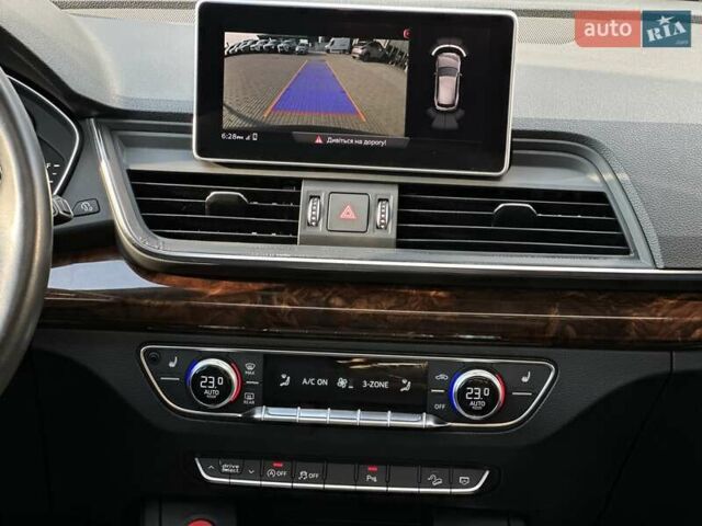 Синий Ауди Ку 5, объемом двигателя 1.98 л и пробегом 164 тыс. км за 25500 $, фото 24 на Automoto.ua