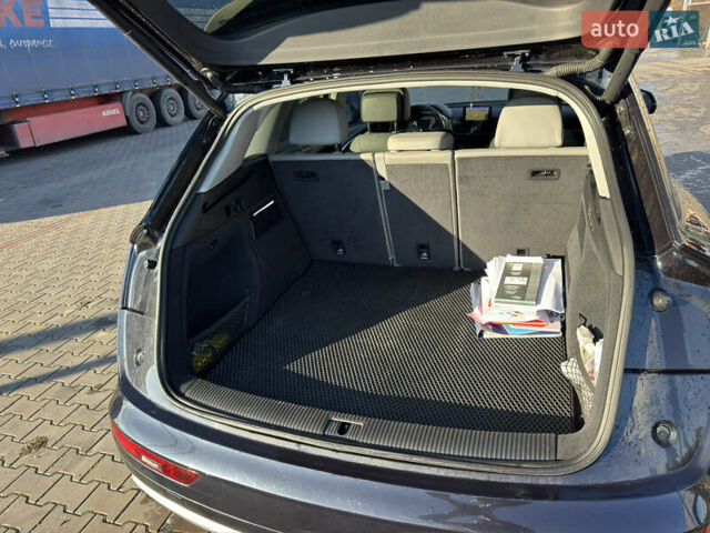 Синій Ауді Ку 5, об'ємом двигуна 1.98 л та пробігом 117 тис. км за 27000 $, фото 13 на Automoto.ua