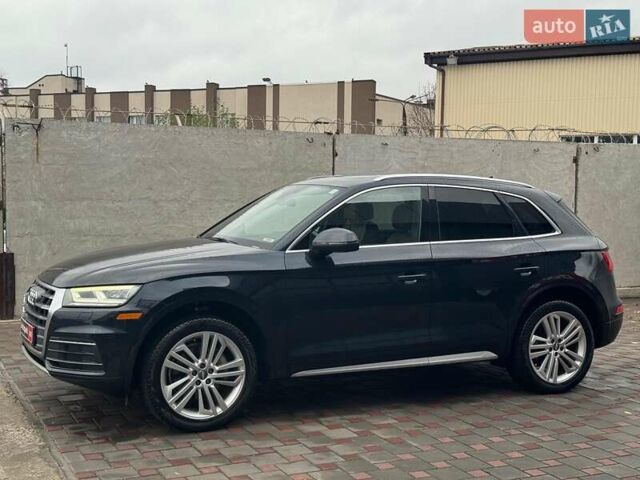 Синій Ауді Ку 5, об'ємом двигуна 2 л та пробігом 115 тис. км за 29790 $, фото 3 на Automoto.ua