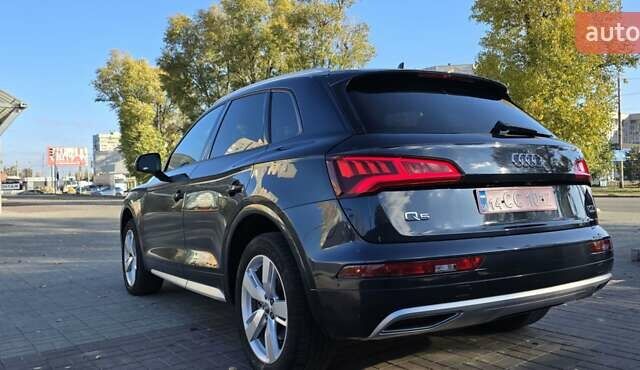 Синий Ауди Ку 5, объемом двигателя 2 л и пробегом 150 тыс. км за 22500 $, фото 40 на Automoto.ua