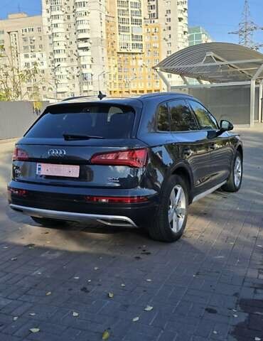 Синий Ауди Ку 5, объемом двигателя 2 л и пробегом 150 тыс. км за 22500 $, фото 51 на Automoto.ua