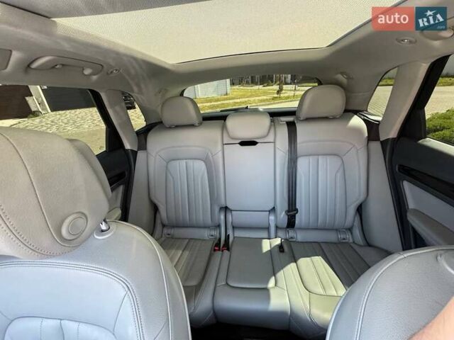 Синий Ауди Ку 5, объемом двигателя 1.98 л и пробегом 71 тыс. км за 31499 $, фото 30 на Automoto.ua