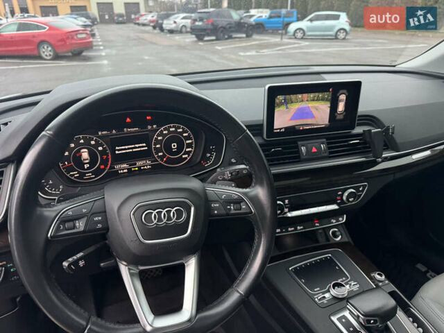 Синій Ауді Ку 5, об'ємом двигуна 2 л та пробігом 127 тис. км за 30000 $, фото 29 на Automoto.ua