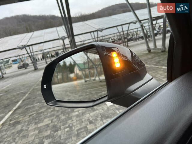 Синій Ауді Ку 5, об'ємом двигуна 2 л та пробігом 104 тис. км за 24999 $, фото 39 на Automoto.ua