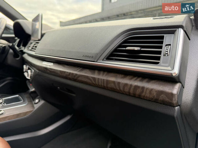 Синий Ауди Ку 5, объемом двигателя 2 л и пробегом 177 тыс. км за 24799 $, фото 84 на Automoto.ua