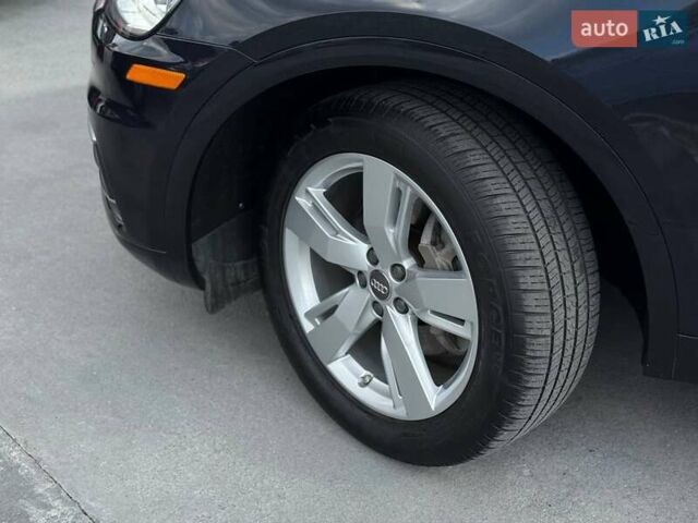 Синий Ауди Ку 5, объемом двигателя 2 л и пробегом 179 тыс. км за 22900 $, фото 4 на Automoto.ua