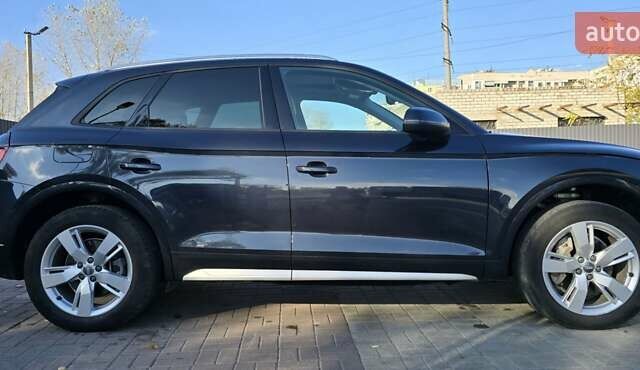 Синий Ауди Ку 5, объемом двигателя 2 л и пробегом 150 тыс. км за 22500 $, фото 34 на Automoto.ua