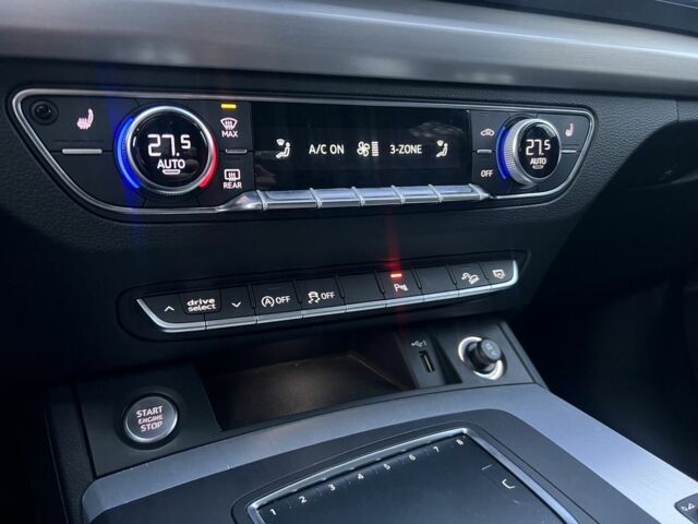 Синій Ауді Ку 5, об'ємом двигуна 2 л та пробігом 167 тис. км за 23700 $, фото 13 на Automoto.ua